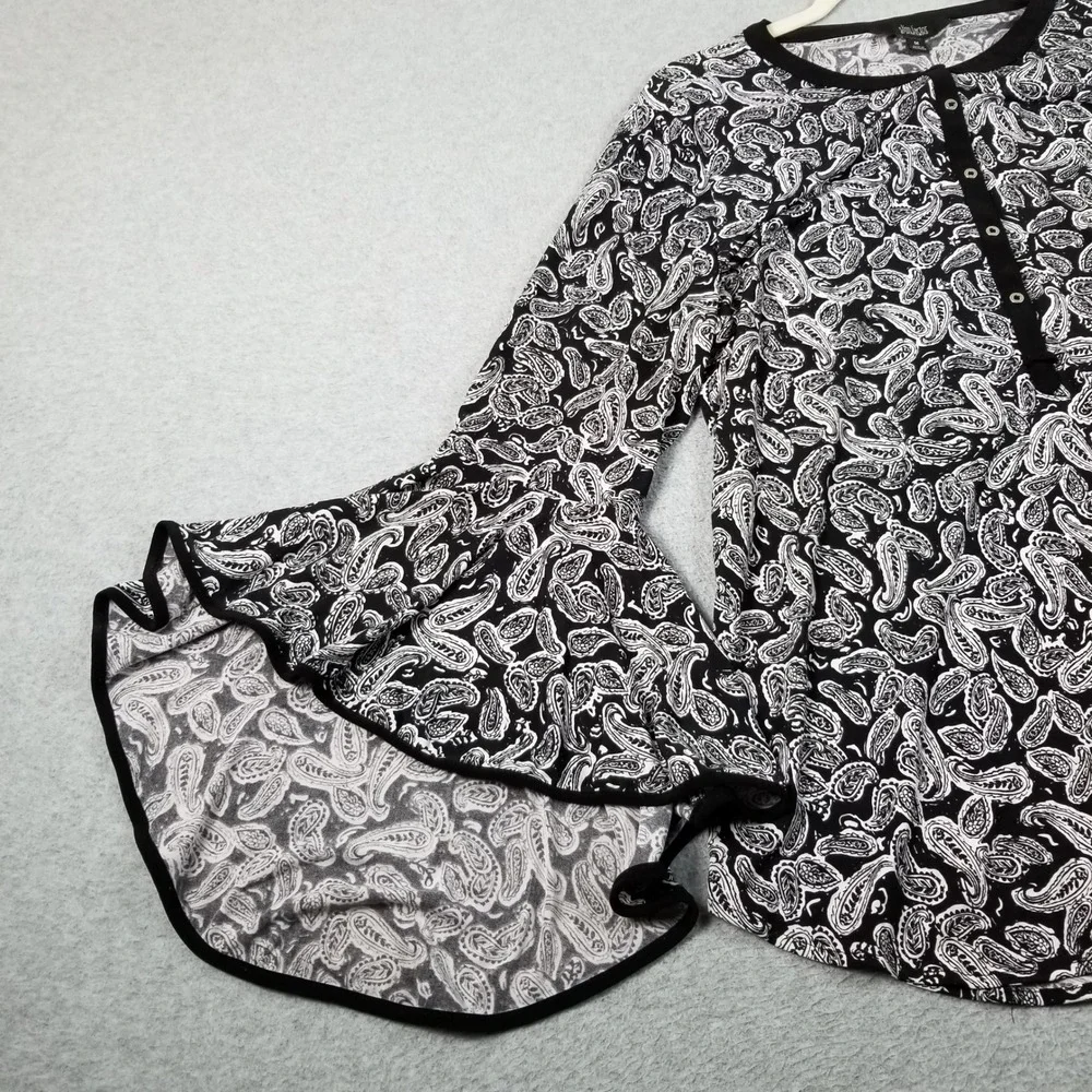 Investments Blouse Women's Medium M Black White Paisley Long Bell Sleeve Stretch